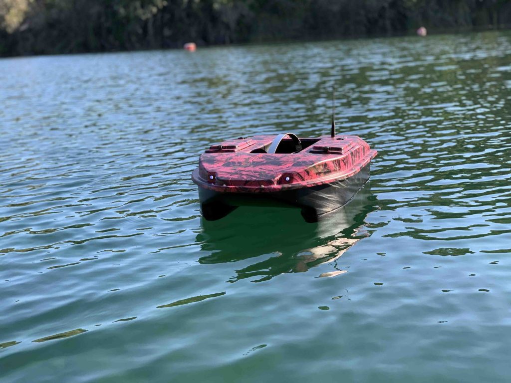 Barco Cebador CARPIO C3 serpiente blanco